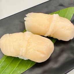 ซูชิหอยเชลล์ฮอกไกโด 2 คำ