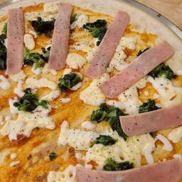 เครป หน้า ผักโขม แฮม มอสเลล่าชีส