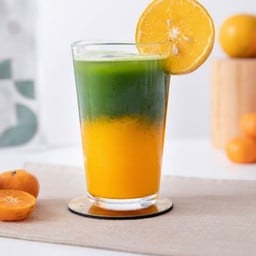 น้ำส้มคั้นมัทฉะ