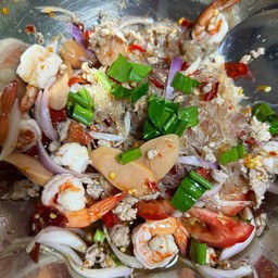 อาหารตามสั่ง ยำแซ่บ ไก่แซ่บ มาม่าเกาหลี โค้ก
