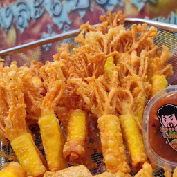 เกี๊ยวเห็ดเข็มทอง 3 ชิ้น  กดได้ออเดอร์ละ 3 ไม้เท่านั้น