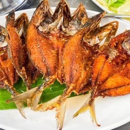 ปลาทูทอดน้ำปลา (ไร้ก้าง)
