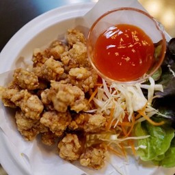 ข้อไก่ทอด (Deep fried chicken tendons)