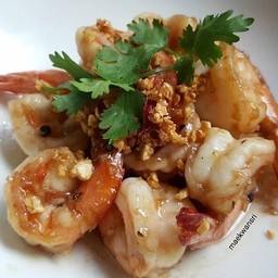 กุ้งกระเทียมน้ำมันหอย(ราดข้าว)