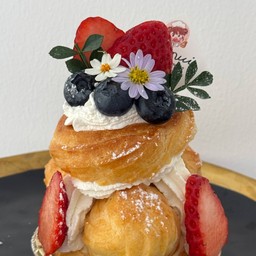 ชูว์ครีมสอดไส้ครีมนม ฮอกไกโด