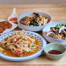 ส้มตำไทย ปู ปูปลาร้า