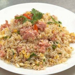 ข้าวผัดแหนม