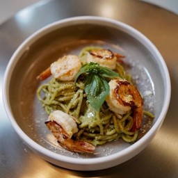 Shrimp pesto pasta
