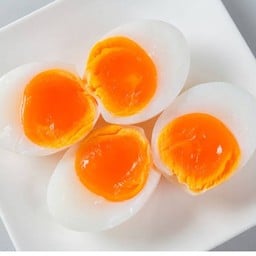 ไข่ไก่ต้ม 1 ลูก (รูปภาพเป็นเพียงภาพประกอบเท่านั้น)