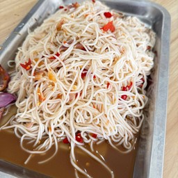 ก้อย ข้าวปุ้น