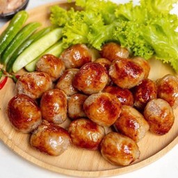 หมูผสมข้าวเปรี้ยว + หมูผสมข้าวไม่เปรี้ยว 12 ลูก