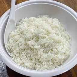 ข้าวสวย โถ