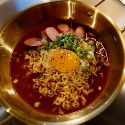 รามยอนเกาหลี (Korean ramen) 한국라면