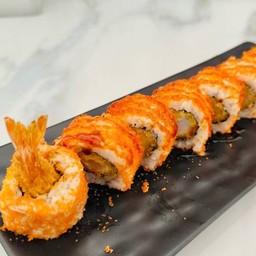 กุ้งครันชี่โรลราดซอสเทอริยากิ 8 ชิ้น