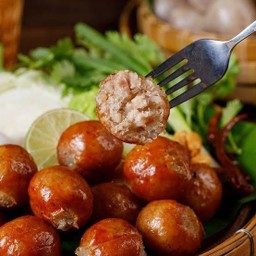 หมูผสมวุ้นเส้น 12 ลูก