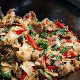 ผัดหน่อไม้หมู