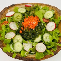 สลัดยำสาหร่ายไข่กุ้ง