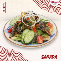 สลัดหนังปลาแซลมอน