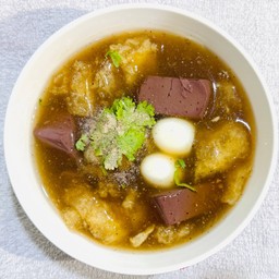 กระเพาะปลาแท้+เลือดไก่ ไม่ใส่หน่อไม้ มีไข่2ฟอง