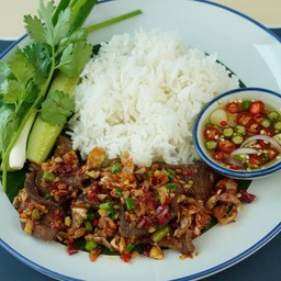 ข้าวราดลิ้นวัวพริกกระเทียม