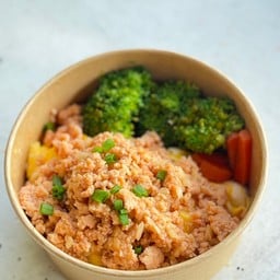 ข้าวไข่ข้นแซลมอนผัดกระเทียม