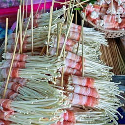 เห็ดเข็มพันสามชั้น