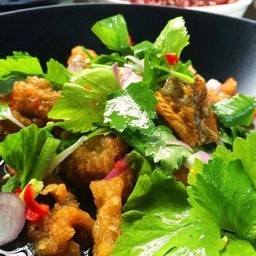 ยำปลาสลิด