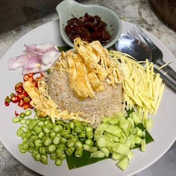 ข้าวคลุกกะปิ