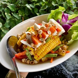 ตำข้าวโพดไข่เค็ม