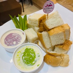 ขนมปังสังขยานึ่ง