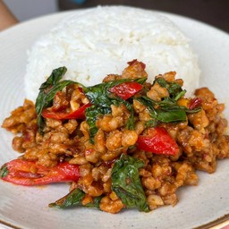 ข้าวหมูสับผัดพริกเผา