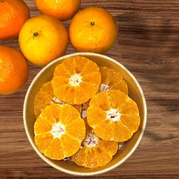 ส้มไต้หวันหั่นพร้อมทาน Size L 300 กรัม