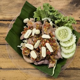 หมูมะนาวลับแล