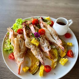 สลัดกุ้งย่าง