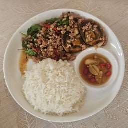 ก๋วยเตี๋ยวต้มยำไข่ใหญ่