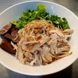 เกาเหลาเนื้อไก่ฉีก