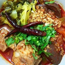 ขนมจีนน้ำเงี้ยว