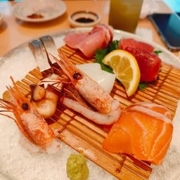 Nawa Sushi Nawa Sushi 縄寿司 Takashimaya Osaka