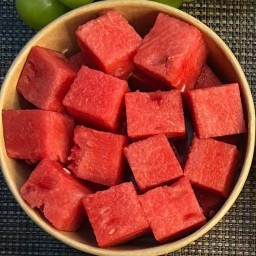 ผลไม้แกะกล่องพร้อมทาน ผึ้งน้อย คลอง1