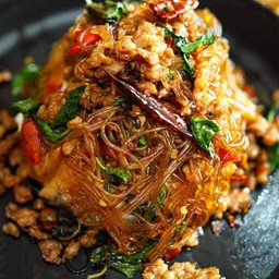 กะเพราวุ้นเส้น/ไม่ราดข้าว