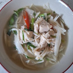 แกงไก่ใส่หน่อไมัสัม(หน่อไม้ดอง)