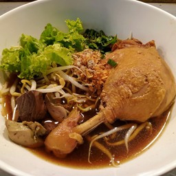 เกาเหลาน่องเป็ดตุ๋น