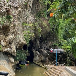 Tham None & Angel Cave Place @ Vang Vieng