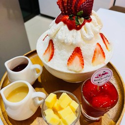 คากิโกริสตอเบอรี่