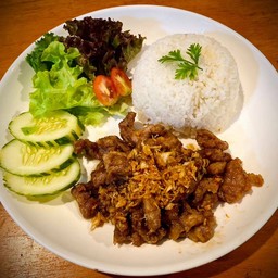 ข้าวหมูกระเทียม