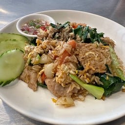 ร้านก๋วยเตี๋ยวเนื้อแม่ไสว เชียงใหม่