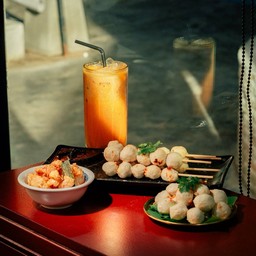 ลูกชิ้นหมูลวก