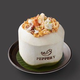 ข้าวผัดโคโคนัทชีฟู้ด