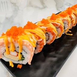 แซลมอนเบิร์นไฟสไปซี่โรล 8 ชิ้น