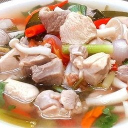ต้มยำไก่น้ำใส
